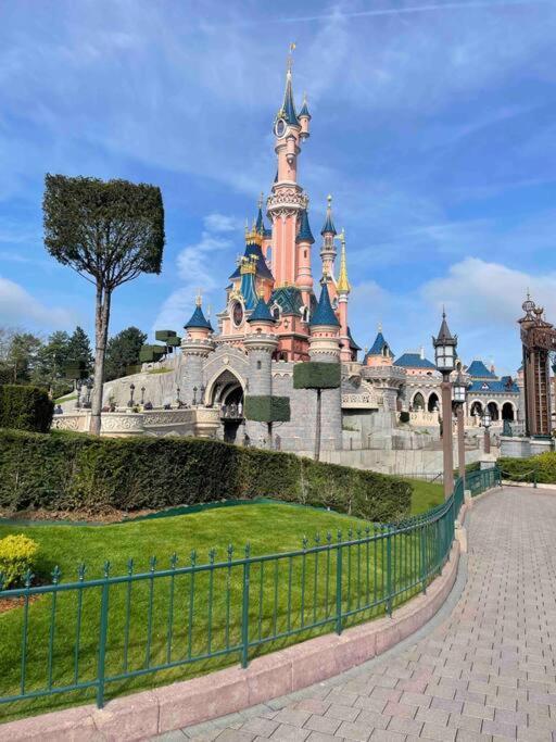 Апартаменты Casa Terracota *Paris*Disney*Val D'Europe* Шеси Экстерьер фото
